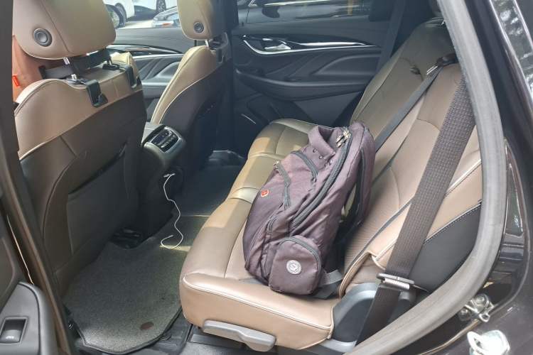 Used Buick Enclave 2022 652T 4x4 Prestige Flagship 7-Seater Left Rear Seat