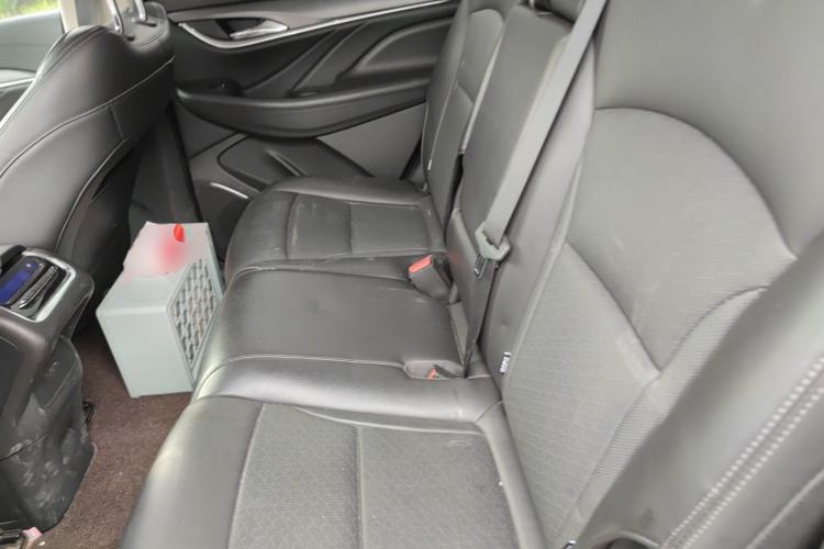 Used Buick Enclave 2022 652T Two-Wheel-Drive Prestige 7-Seater Left Rear Seat