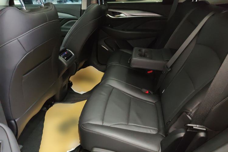 Used Buick Enclave 2022 652T Two-Wheel-Drive Prestige 7-Seater Left Rear Seat