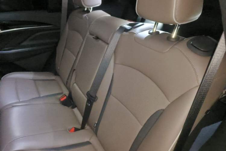 Used Buick Enclave 2022 652T 4x4 Prestige Flagship 7-Seater Left Rear Seat