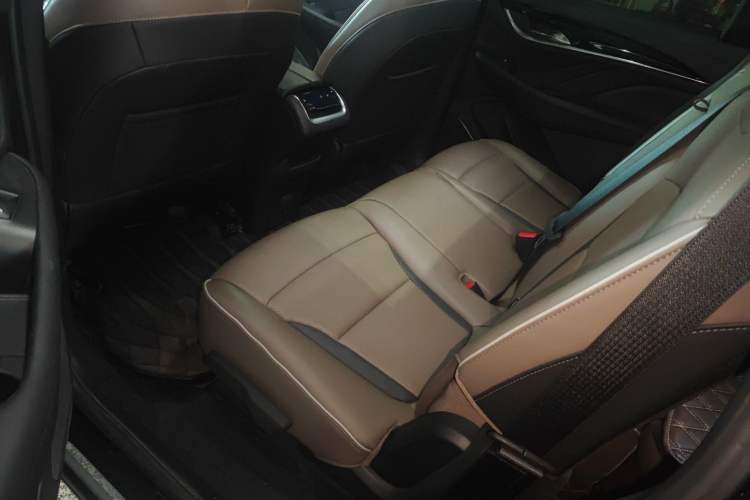 Used Buick Enclave 2022 652T 4x4 Prestige Flagship 7-Seater Left Rear Seat
