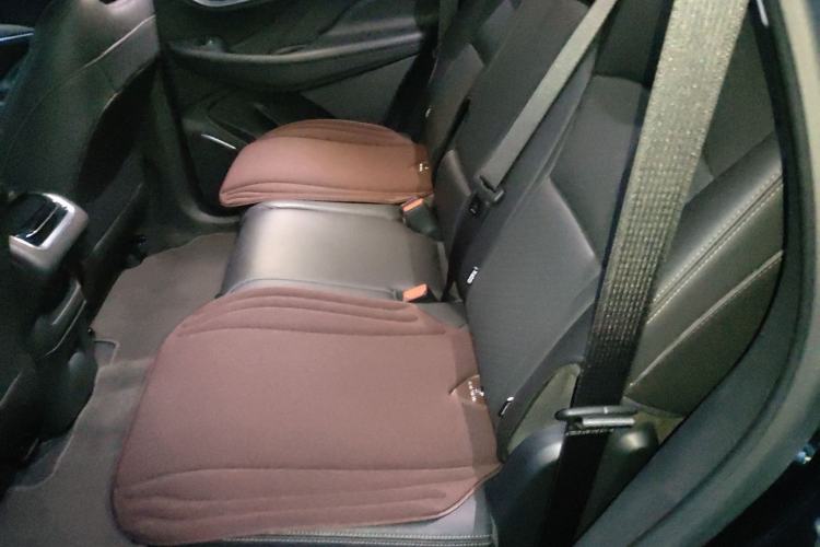 Used Buick Enclave 2022 652T Two-Wheel-Drive Prestige 7-Seater Left Rear Seat