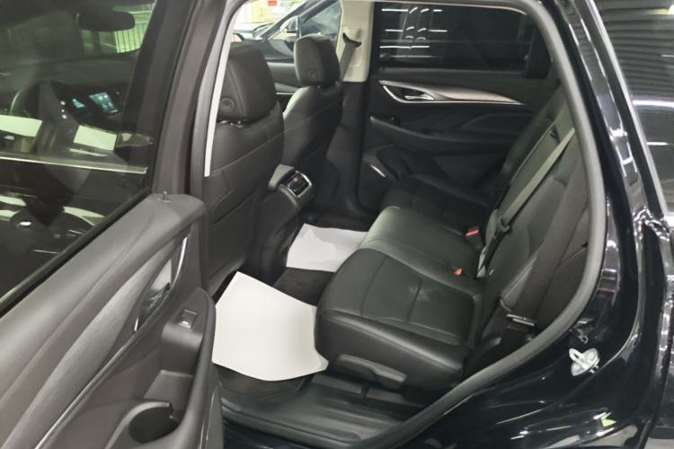 Used Buick Enclave 2022 652T Two-Wheel-Drive Prestige 7-Seater Left Rear Seat