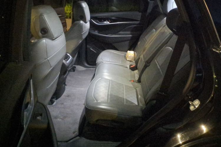 Used Buick Enclave 2022 652T 4x4 Prestige Flagship 7-Seater Left Rear Seat