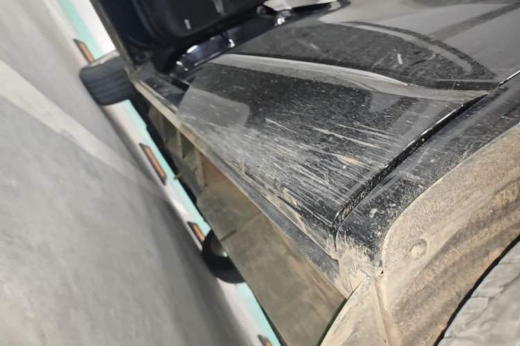 Used Buick Enclave 2022 652T 4x4 Prestige Flagship 7-Seater Left Side Sill