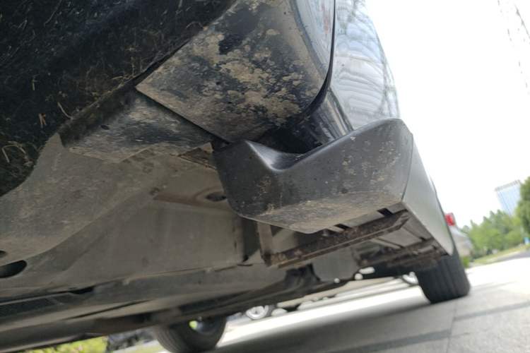 Used Buick Enclave 2022 652T Two-Wheel-Drive Prestige 7-Seater Left Side Sill