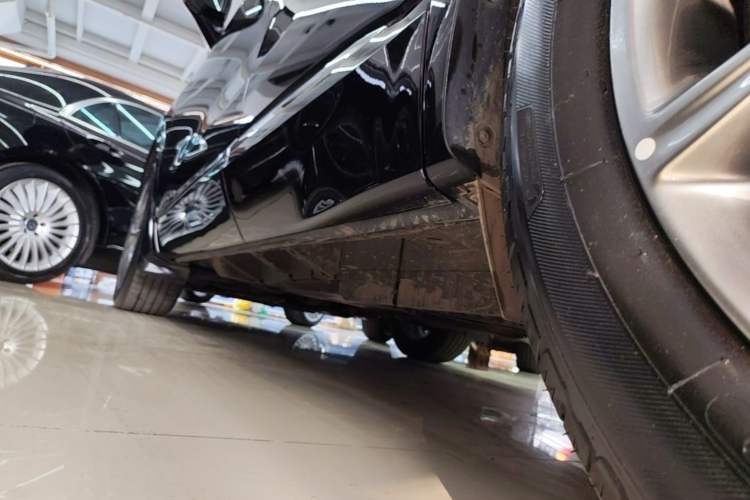 Used Buick Enclave 2022 652T Four-Wheel Drive Prestige 7-Seater Left Side Sill
