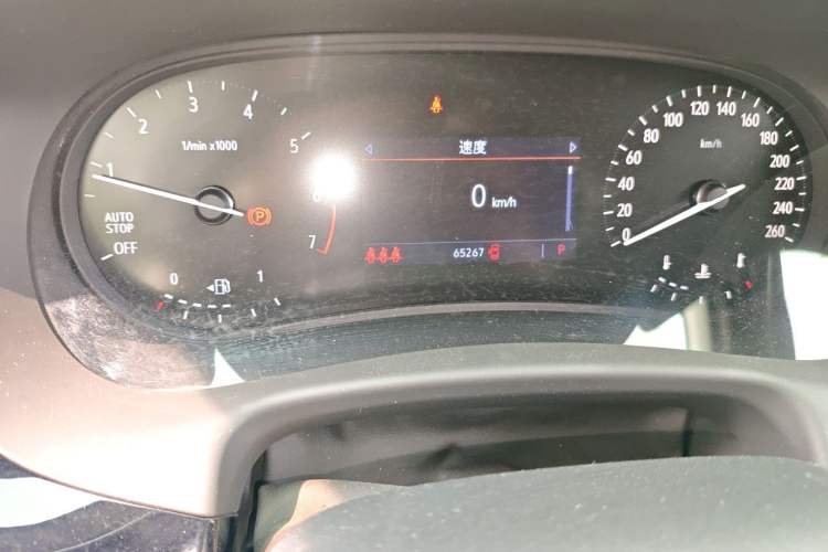 Used Buick Enclave 2022 652T Two-Wheel-Drive Prestige 7-Seater Odometer Close Up