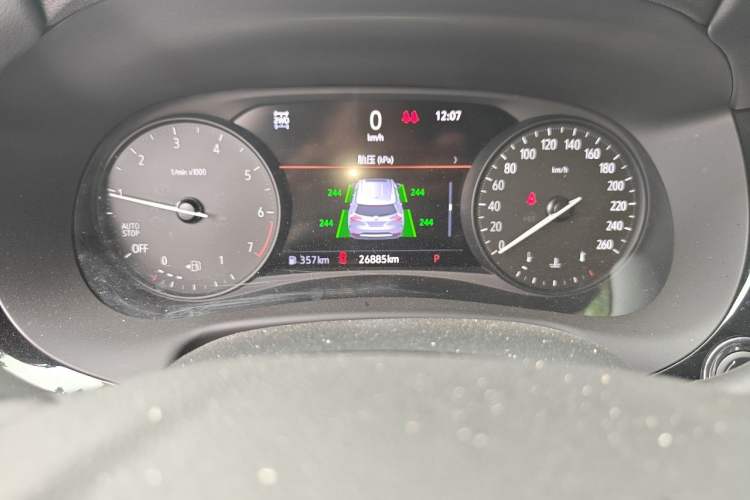 Used Buick Enclave 2022 652T 4x4 Prestige Flagship 6-Seater Odometer Close Up