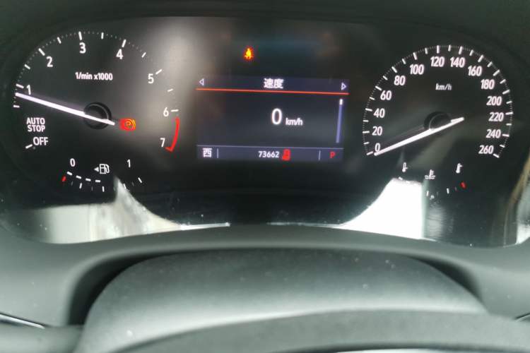 Used Buick Enclave 2022 652T Two-Wheel-Drive Prestige 7-Seater Odometer Close Up