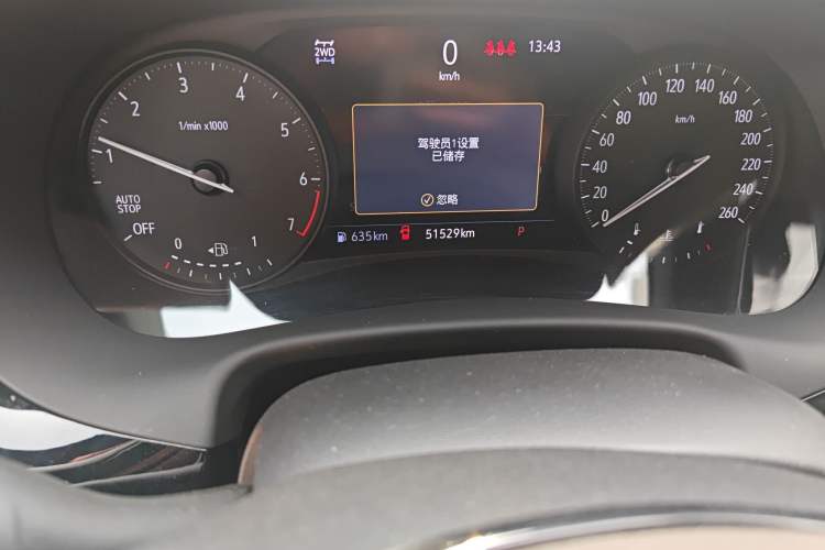 Used Buick Enclave 2022 652T 4x4 Prestige Flagship 7-Seater Odometer Close Up
