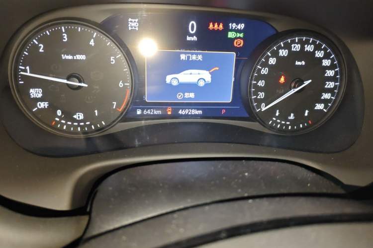 Used Buick Enclave 2022 652T Four-Wheel Drive Prestige 7-Seater Odometer Close Up