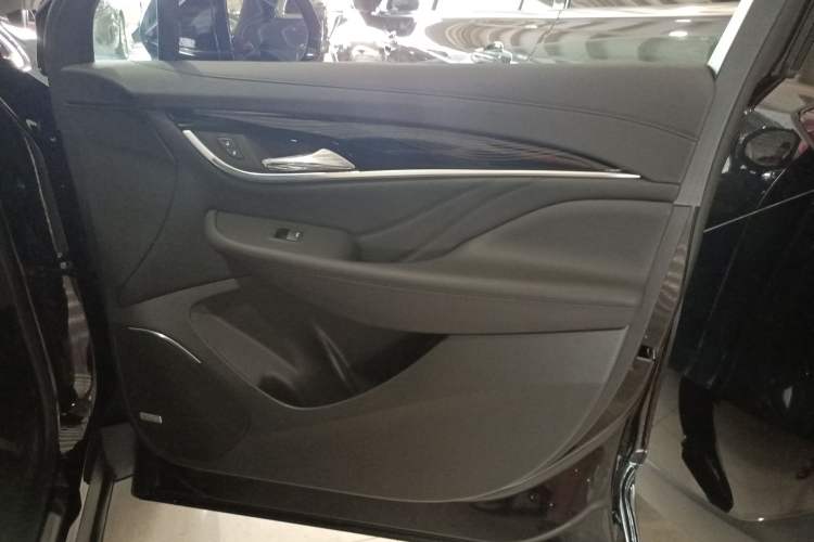 Used Buick Enclave 2022 652T 4x4 Prestige Flagship 6-Seater Right Front Door Interior