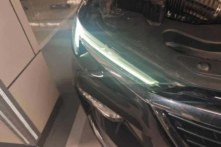 Used Buick Enclave 2022 652T Four-Wheel Drive Prestige 7-Seater Right Front Headlight