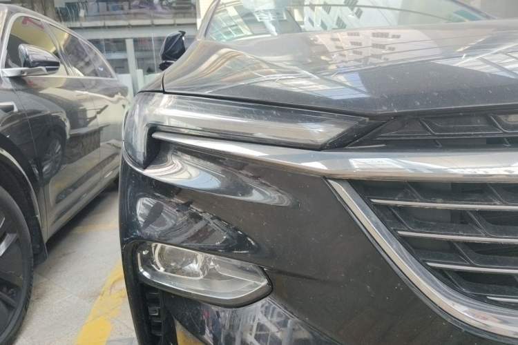 Used Buick Enclave 2022 652T Two-Wheel-Drive Prestige 7-Seater Right Front Headlight