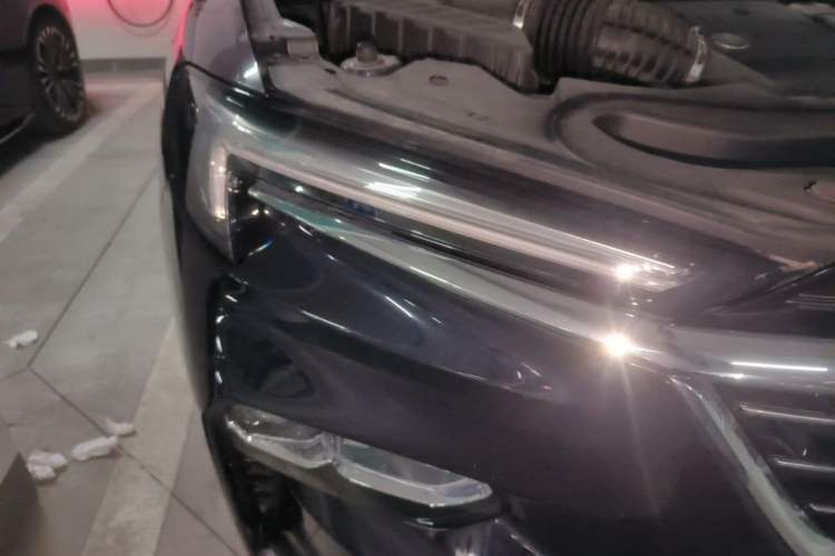 Used Buick Enclave 2022 652T 4x4 Prestige Flagship 7-Seater Right Front Headlight