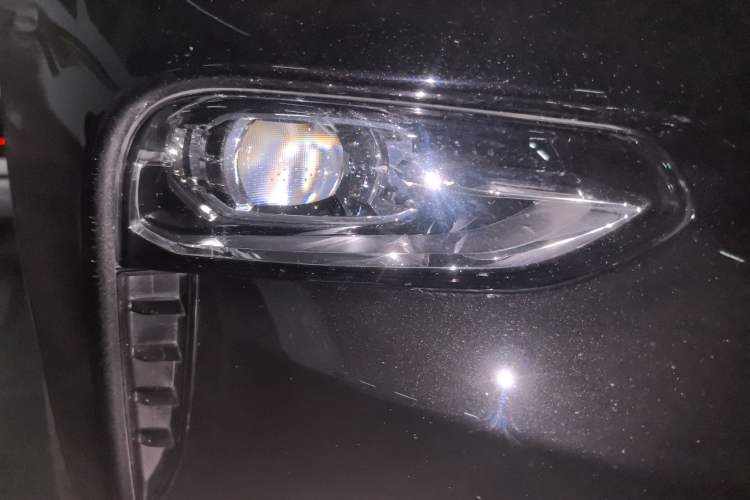 Used Buick Enclave 2022 652T Four-Wheel Drive Prestige 7-Seater Right Front Headlight