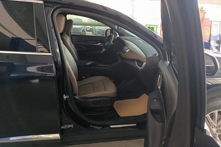 Used Buick Enclave 2022 652T 4x4 Prestige Flagship 7-Seater Right Front Seat