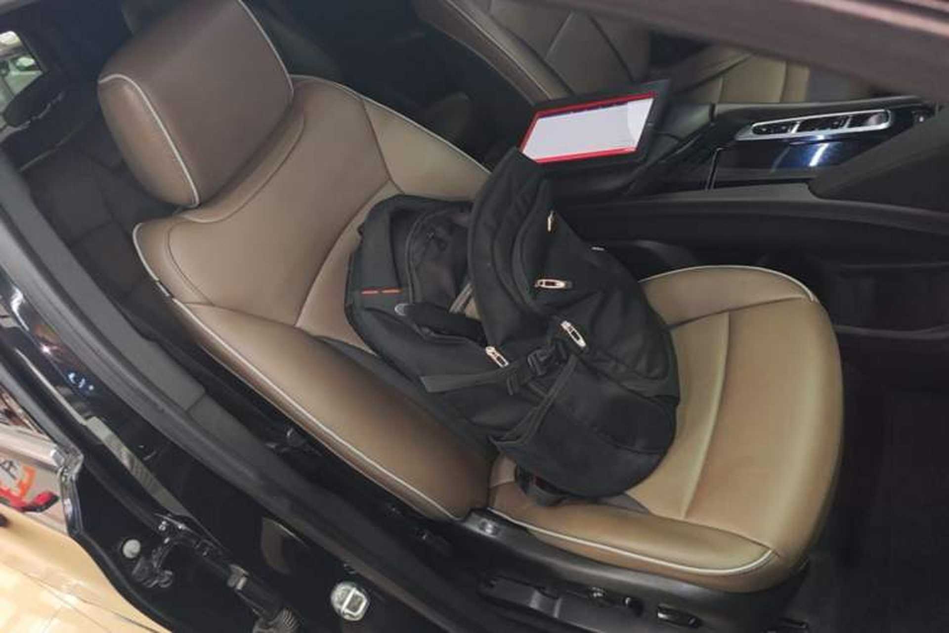 Used Buick Enclave 2022 652T 4x4 Prestige Flagship 7-Seater Right Front Seat