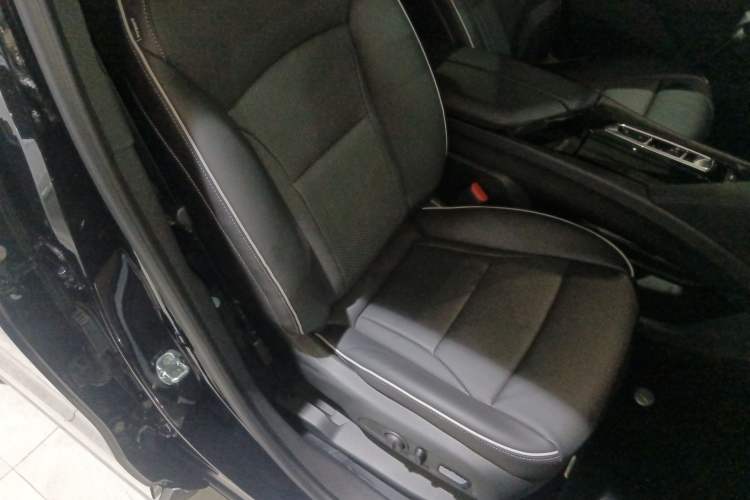 Used Buick Enclave 2022 652T 4x4 Prestige Flagship 6-Seater Right Front Seat