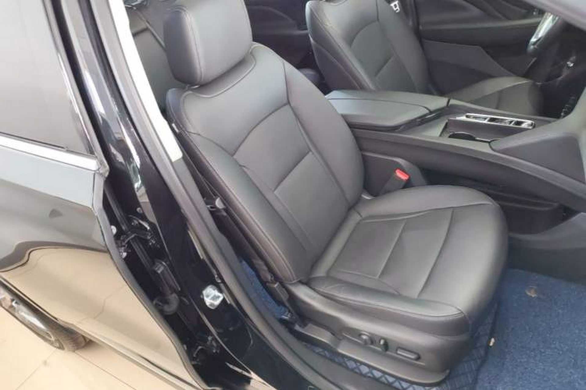 Used Buick Enclave 2022 652T Four-Wheel Drive Prestige 7-Seater Right Front Seat