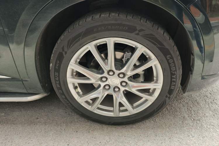 Used Buick Enclave 2022 652T 4x4 Prestige Flagship 7-Seater Right Front Wheel Hub