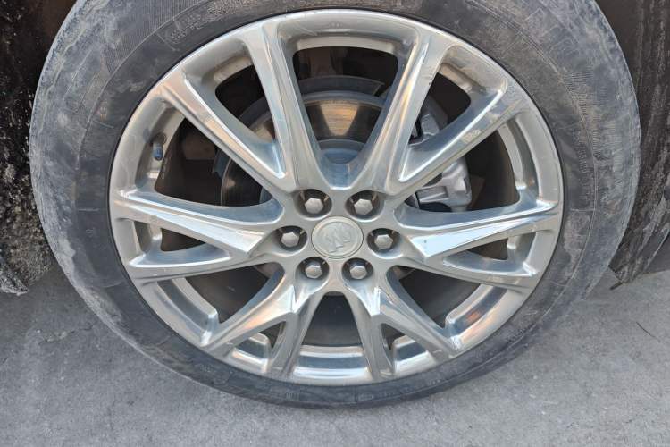 Used Buick Enclave 2022 652T 4x4 Prestige Flagship 6-Seater Right Front Wheel Hub