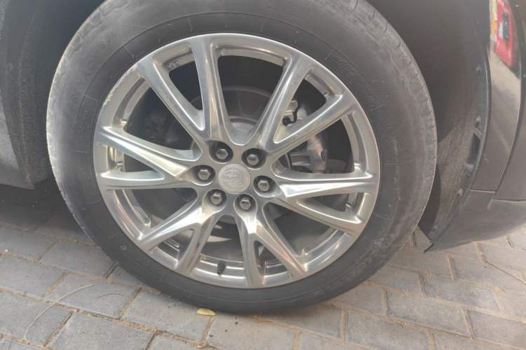 Used Buick Enclave 2022 652T 4x4 Prestige Flagship 6-Seater Right Front Wheel Hub