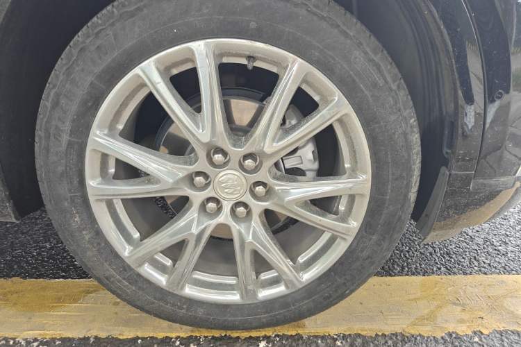 Used Buick Enclave 2022 652T 4x4 Prestige Flagship 6-Seater Right Front Wheel Hub