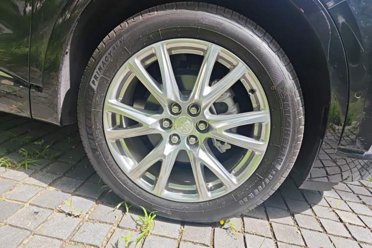 Used Buick Enclave 2022 652T 4x4 Prestige Flagship 6-Seater Right Front Wheel Hub