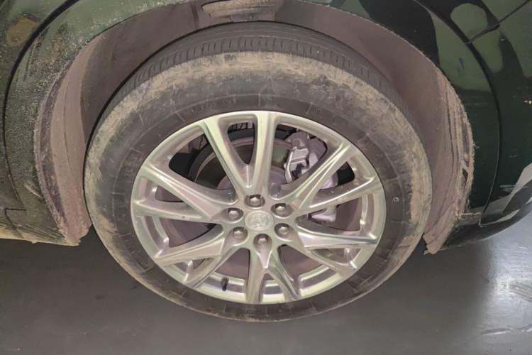 Used Buick Enclave 2022 652T 4x4 Prestige Flagship 6-Seater Right Front Wheel Hub