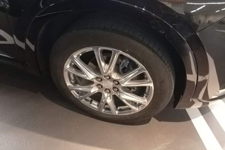 Used Buick Enclave 2022 652T 4x4 Prestige Flagship 6-Seater Right Front Wheel Hub