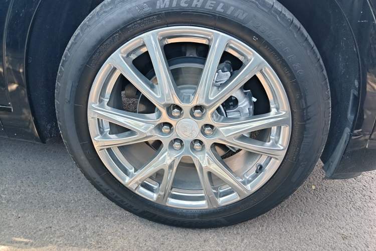 Used Buick Enclave 2022 652T 4x4 Prestige Flagship 7-Seater Right Front Wheel Hub