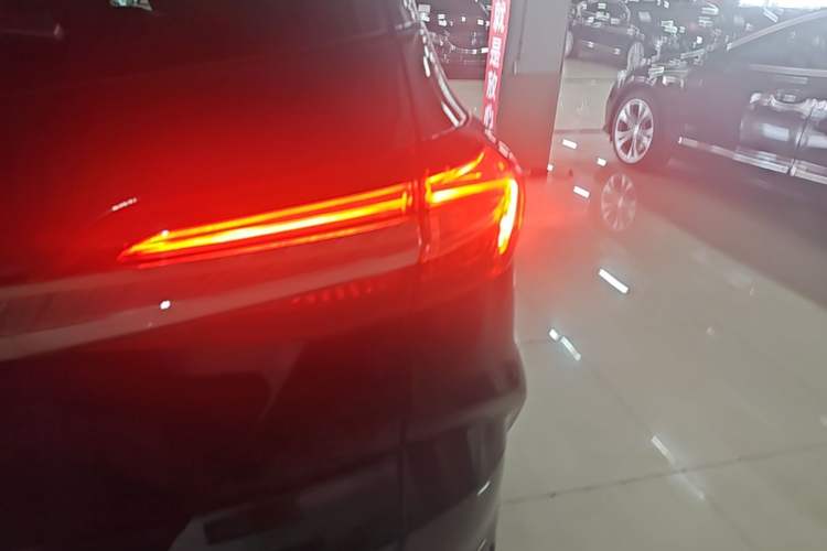 Used Buick Enclave 2022 652T 4x4 Prestige Flagship 7-Seater Right Rear Taillight