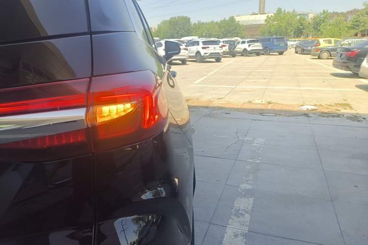 Used Buick Enclave 2022 652T 4x4 Prestige Flagship 6-Seater Right Rear Taillight