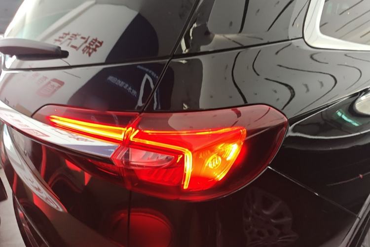Used Buick Enclave 2022 652T 4x4 Prestige Flagship 7-Seater Right Rear Taillight