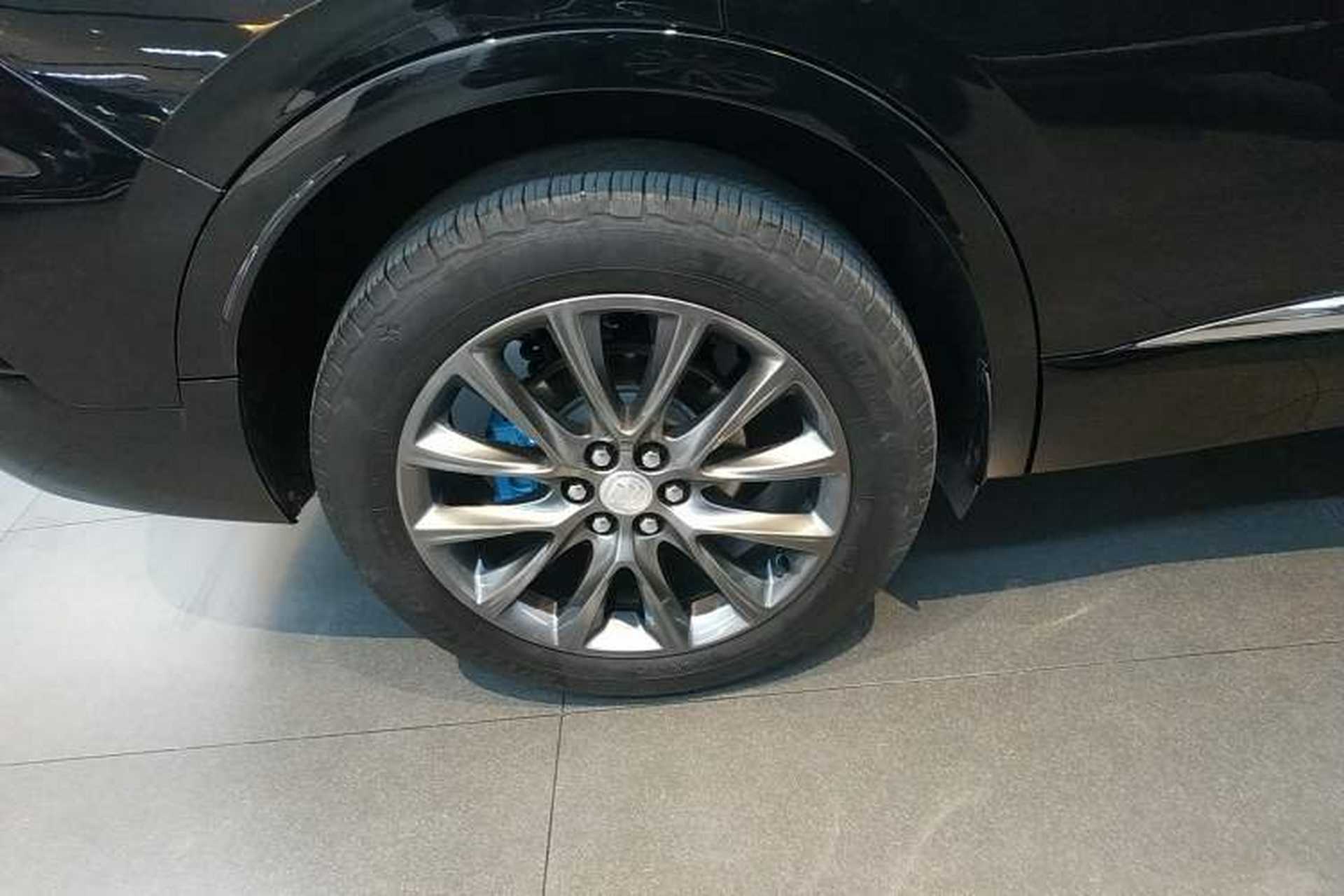 Used Buick Enclave 2022 652T Four-Wheel Drive Prestige 7-Seater Right Rear Wheel Hub