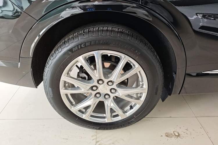 Used Buick Enclave 2022 652T 4x4 Prestige Flagship 7-Seater Right Rear Wheel Hub