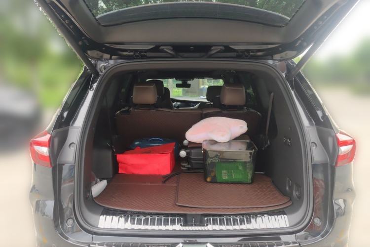 Used Buick Enclave 2022 652T 4x4 Prestige Flagship 7-Seater Trunk