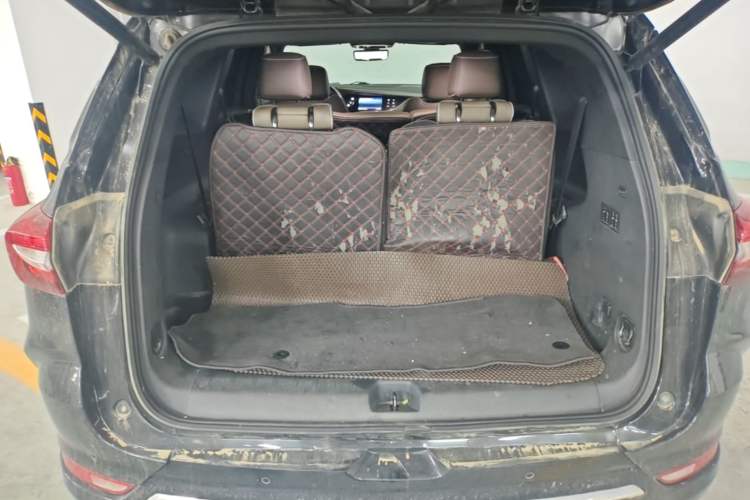 Used Buick Enclave 2022 652T 4x4 Prestige Flagship 7-Seater Trunk