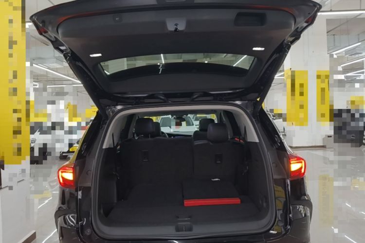 Used Buick Enclave 2022 652T Two-Wheel-Drive Prestige 7-Seater Trunk