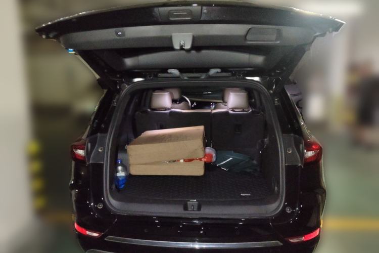 Used Buick Enclave 2022 652T 4x4 Prestige Flagship 7-Seater Trunk