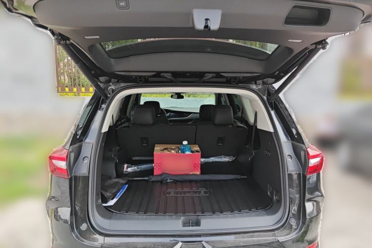 Used Buick Enclave 2022 652T Two-Wheel-Drive Prestige 7-Seater Trunk
