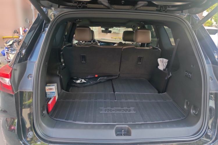 Used Buick Enclave 2022 652T 4x4 Prestige Flagship 7-Seater Trunk