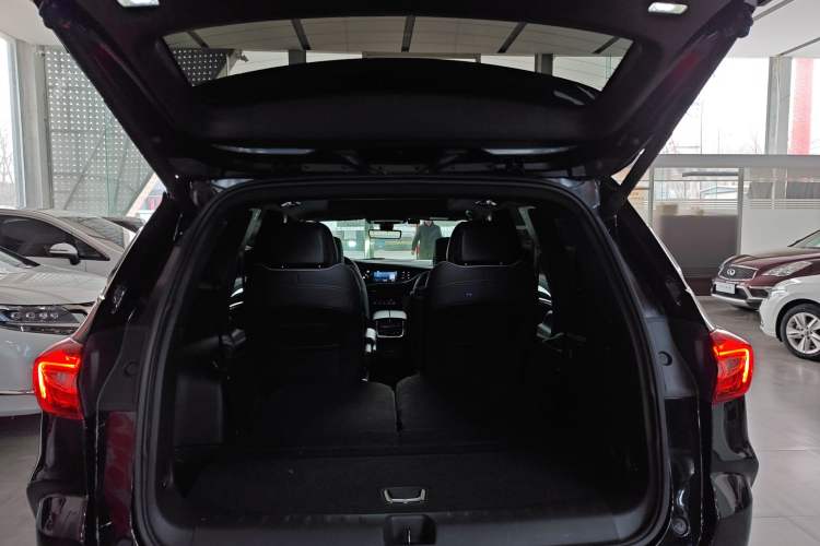 Used Buick Enclave 2022 652T 4x4 Prestige Flagship 6-Seater Trunk