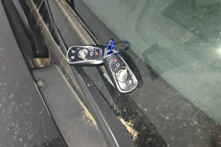 Used Buick Enclave 2022 652T 4x4 Prestige Flagship 7-Seater Vehicle Key
