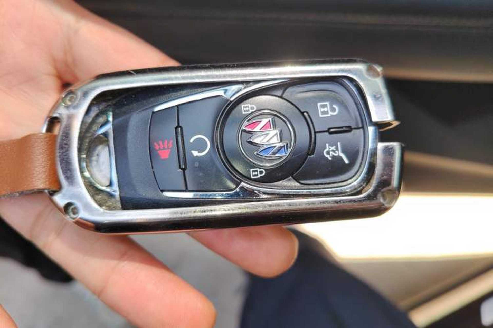 Used Buick Enclave 2022 652T 4x4 Prestige Flagship 6-Seater Vehicle Key