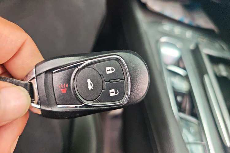 Used Buick Enclave 2022 652T Four-Wheel Drive Prestige 7-Seater Vehicle Key