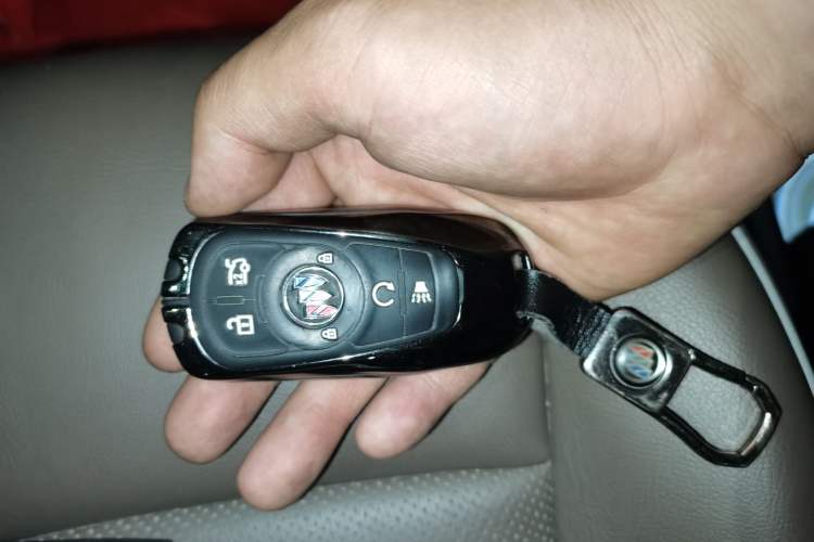 Used Buick Enclave 2022 652T 4x4 Prestige Flagship 7-Seater Vehicle Key