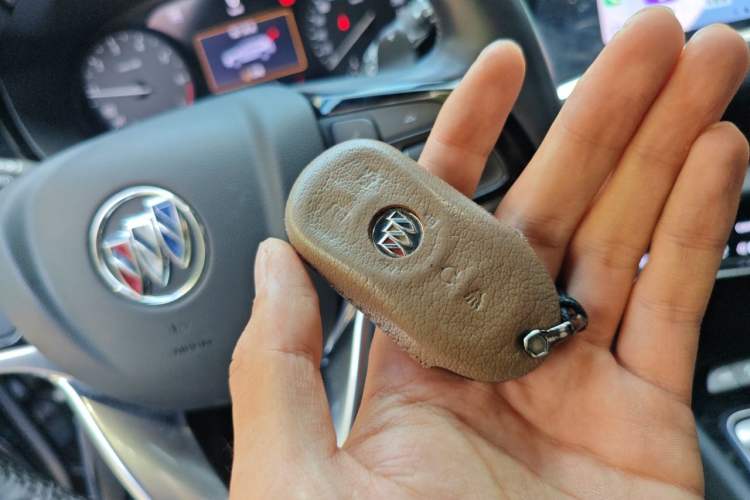 Used Buick Enclave 2022 652T 4x4 Prestige Flagship 6-Seater Vehicle Key